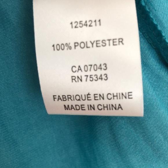 NWOT- Jones New York Ruffled Sleeveless Top - Picture 6 of 6